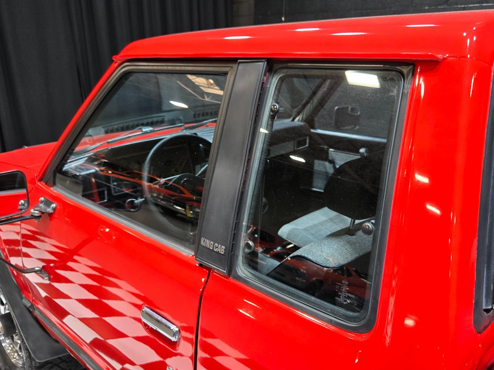 1985 Nissan 720 King Cab Deluxe