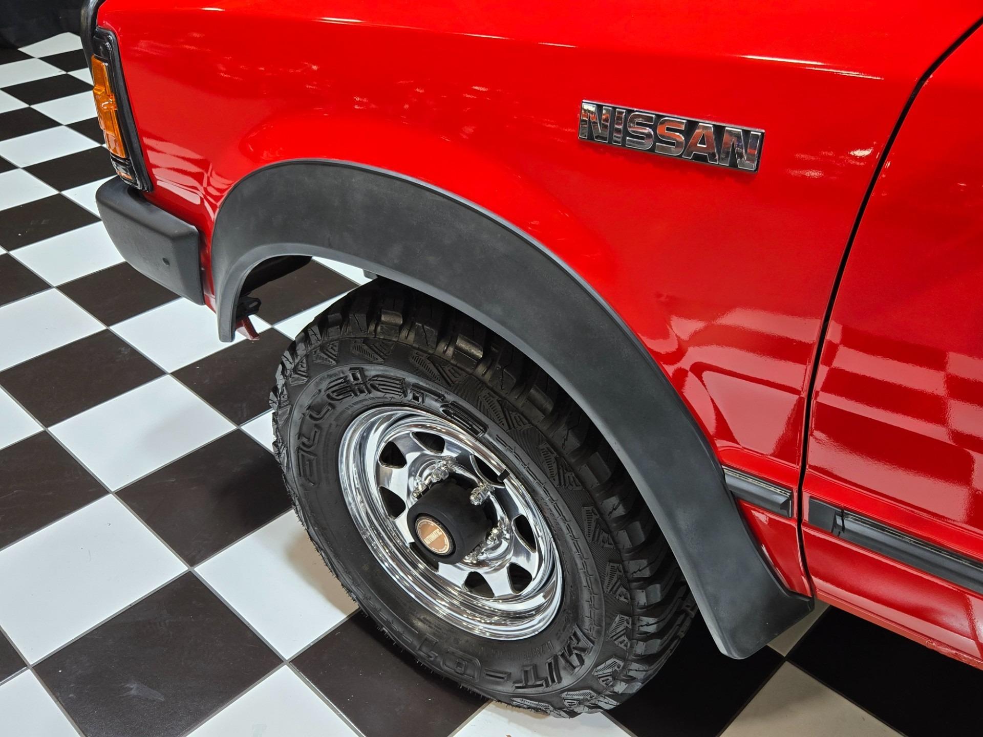 1985 Nissan 720 King Cab Deluxe