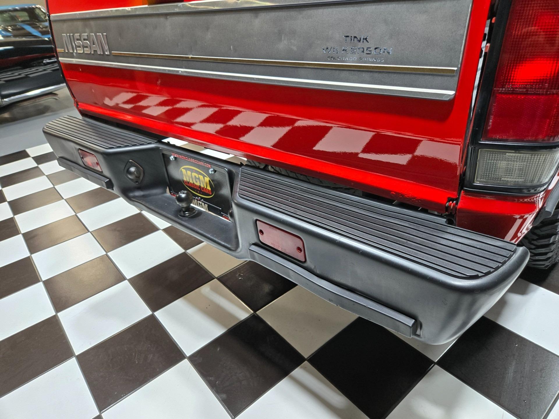 1985 Nissan 720 King Cab Deluxe