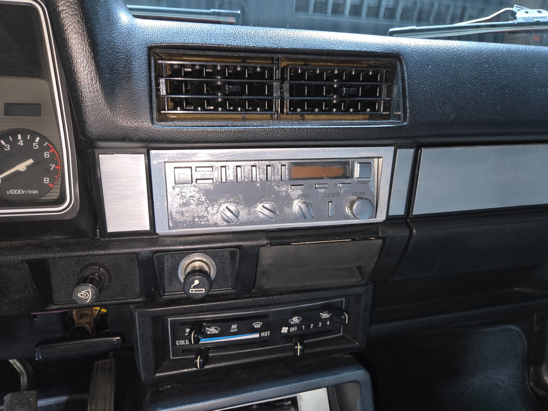 1985 Nissan Pickup Deluxe