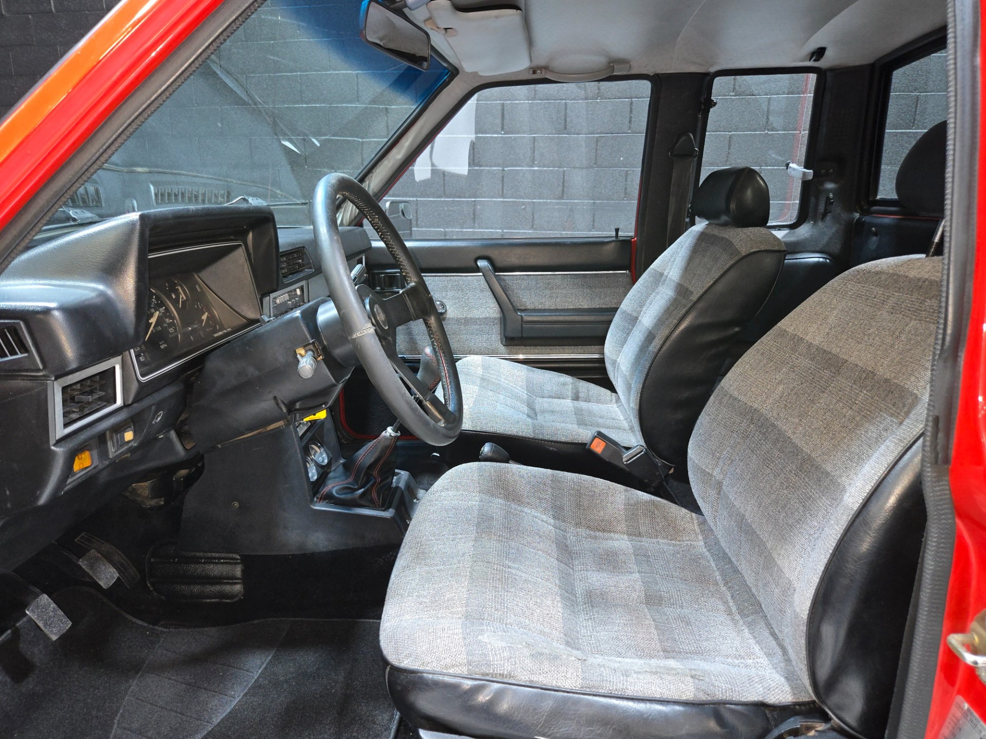 1985 Nissan Pickup Deluxe