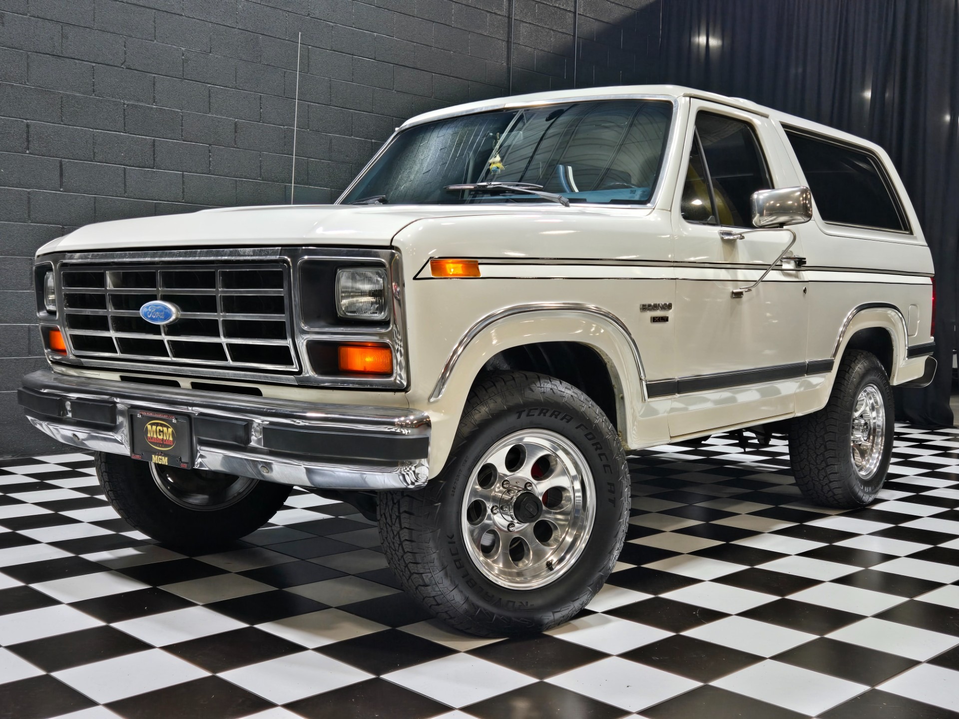 1984 Ford Bronco XLT
