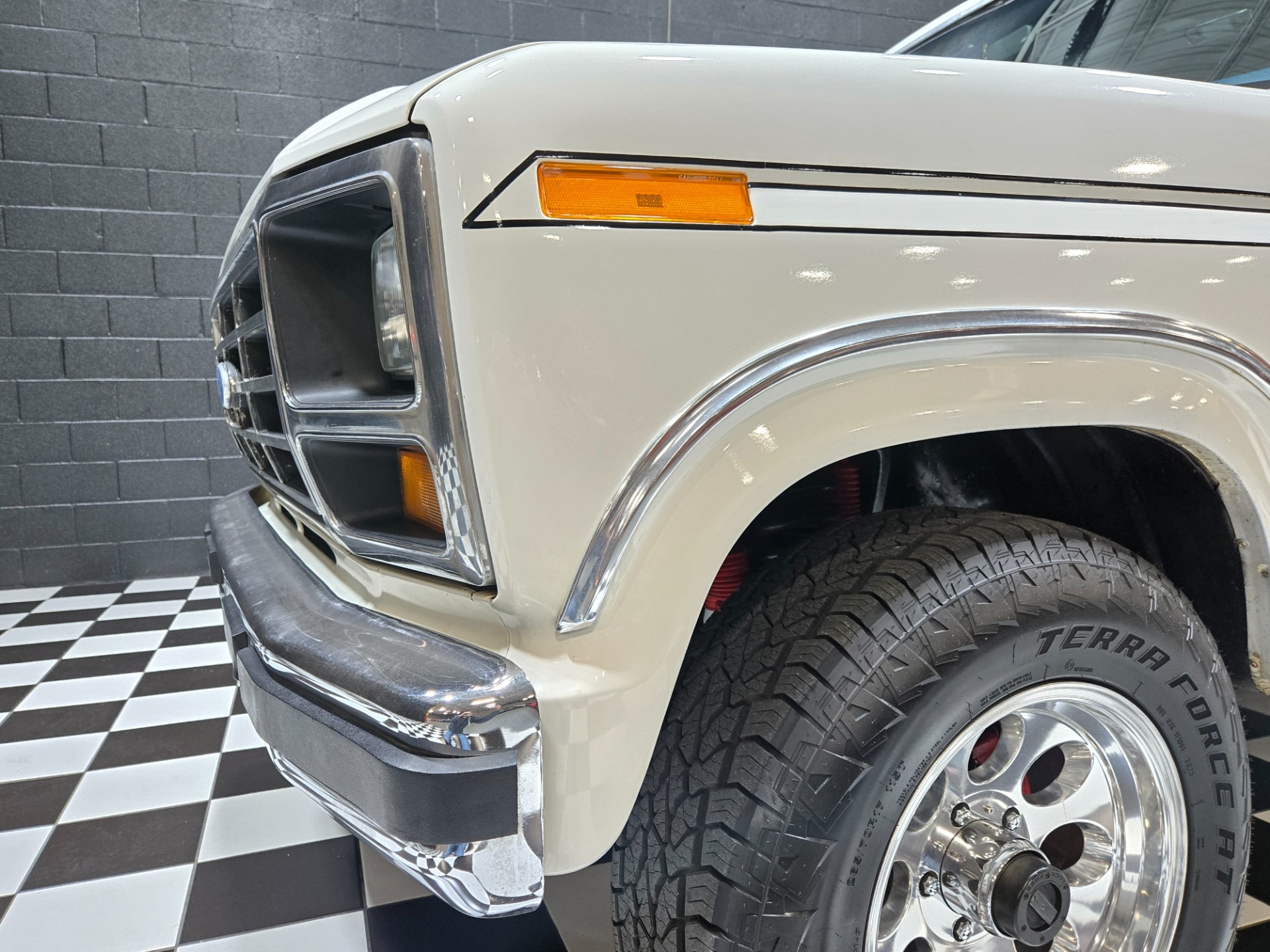 1984 Ford Bronco XLT