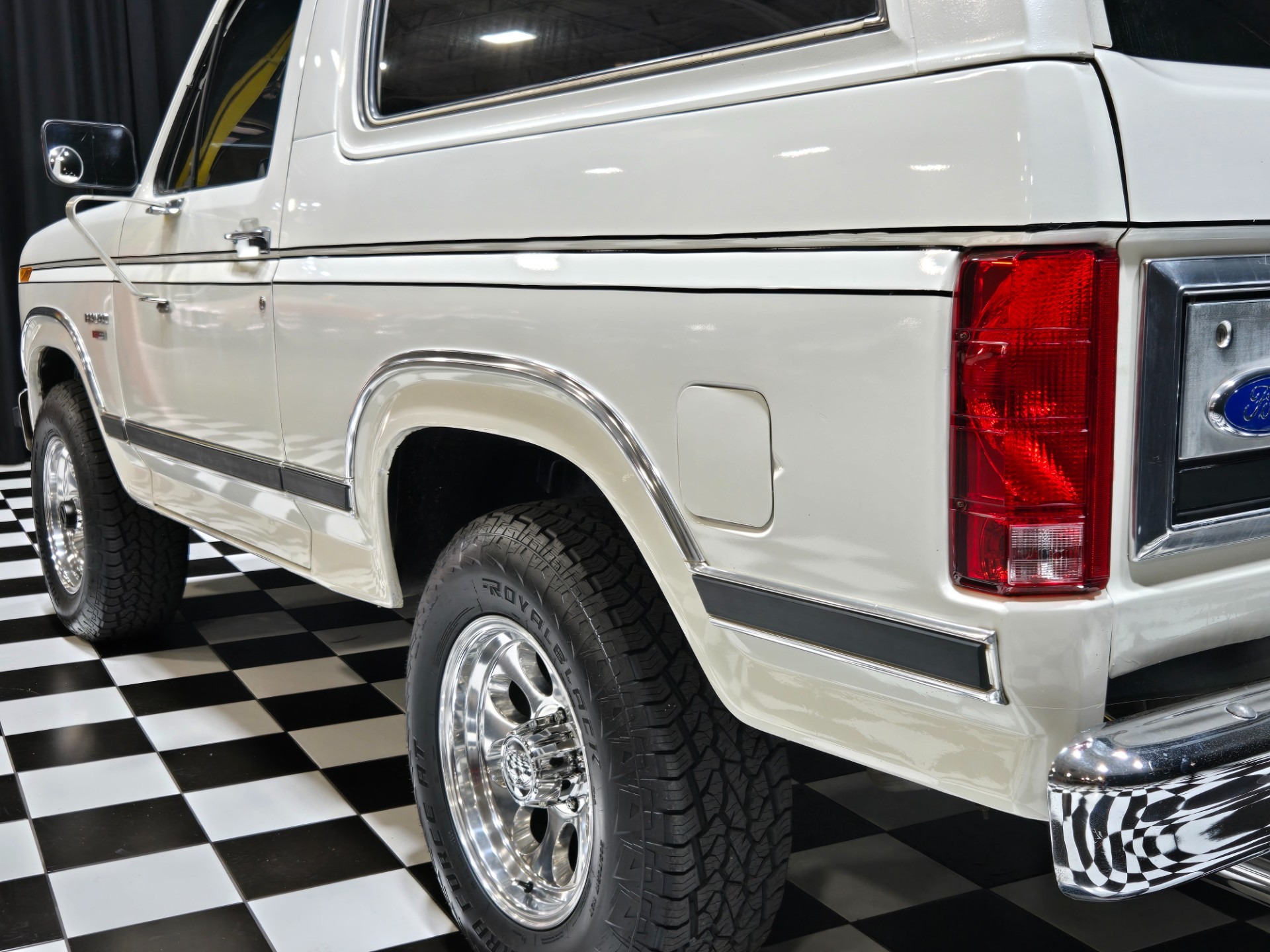 1984 Ford Bronco XLT
