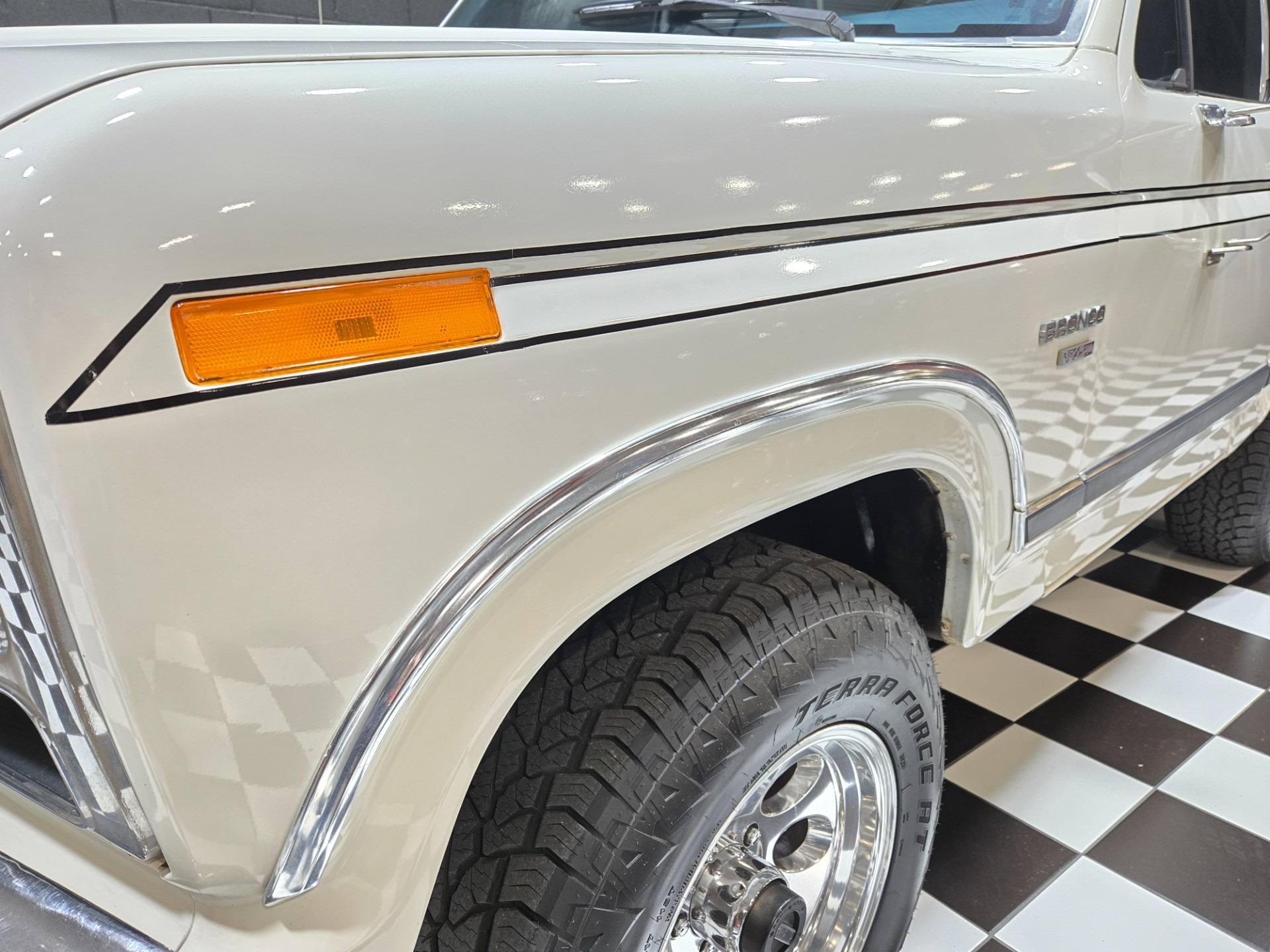 1984 Ford Bronco XLT