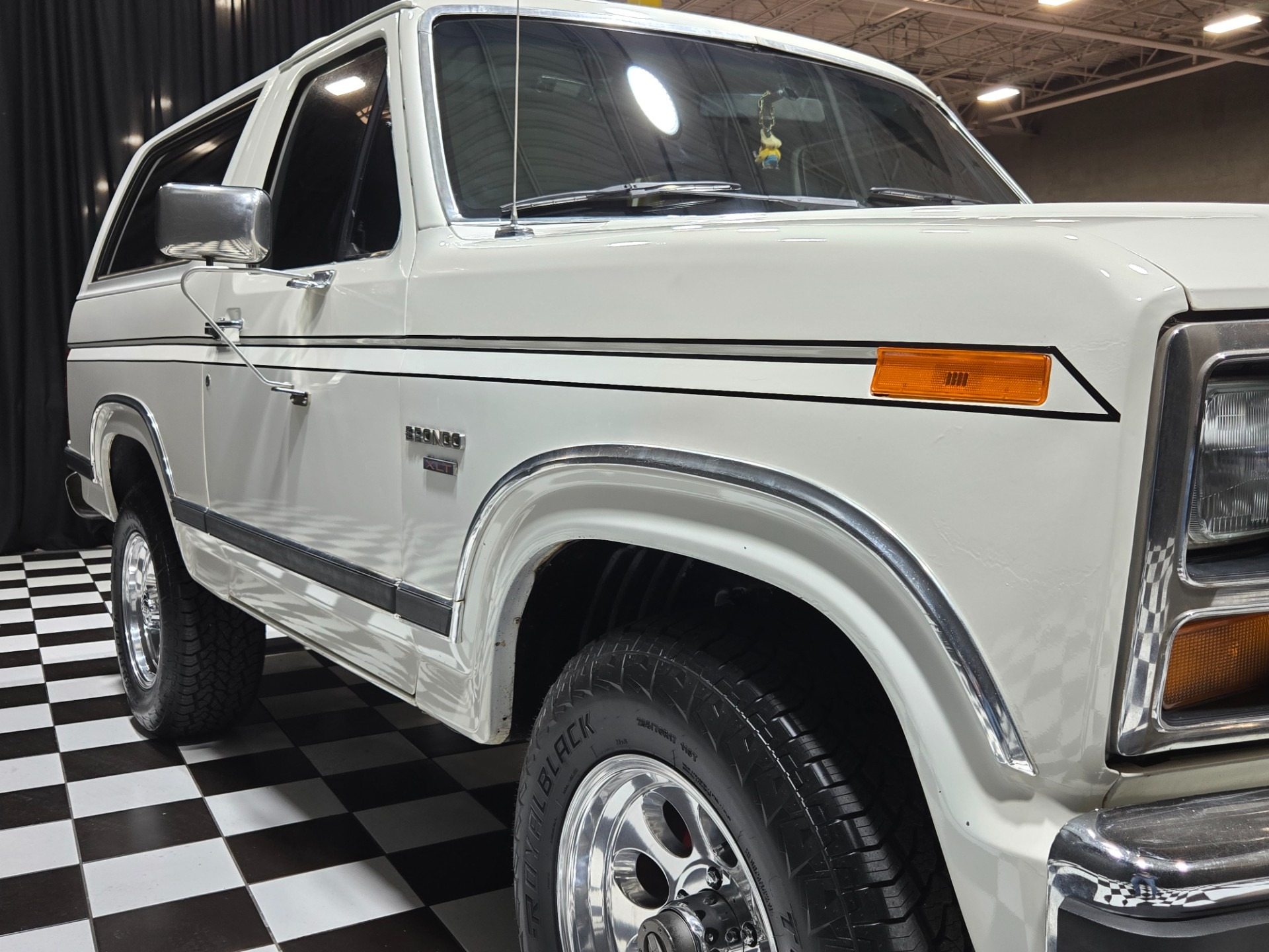 1984 Ford Bronco XLT