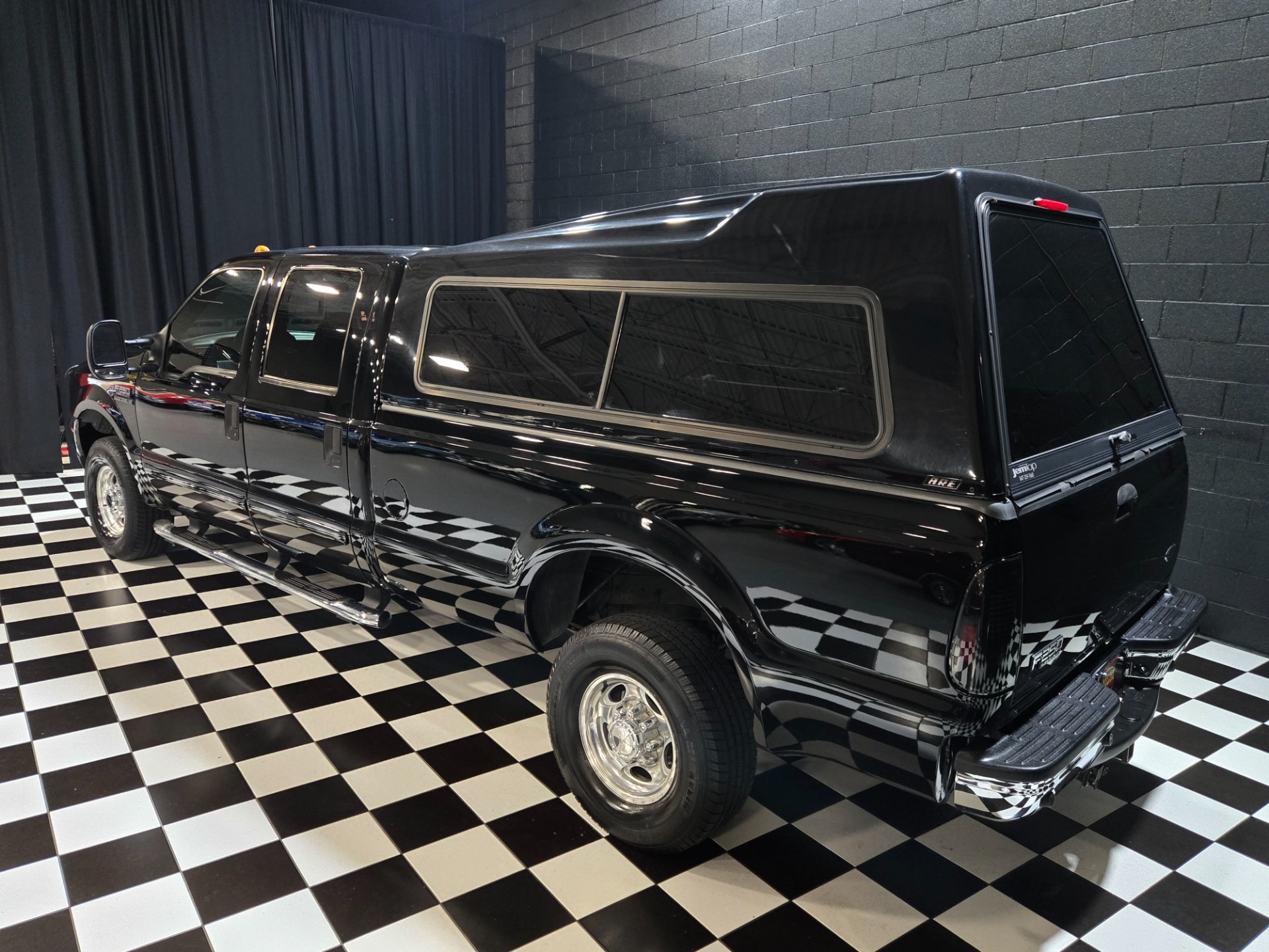 2001 Ford F-250 Super Duty Lariat - 3