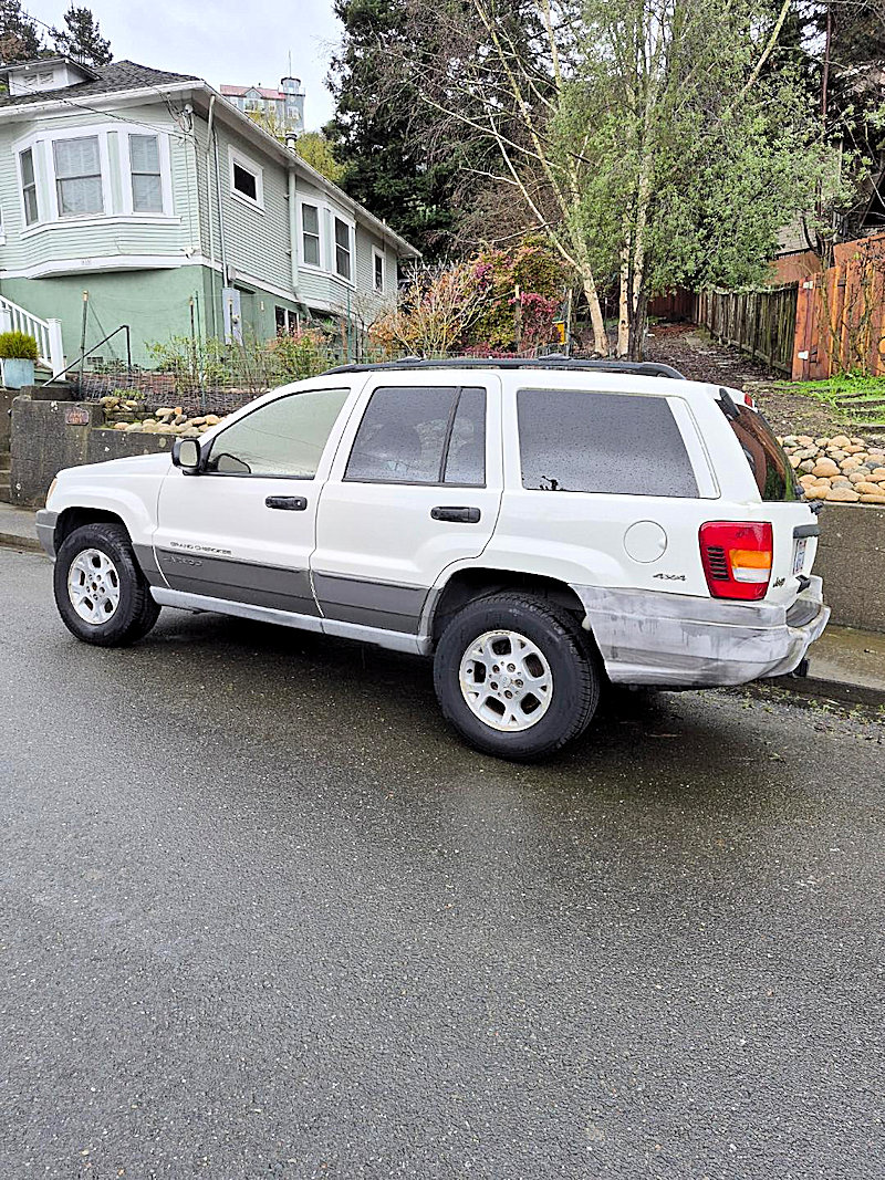 2000 Jeep Grand Cherokee - 2