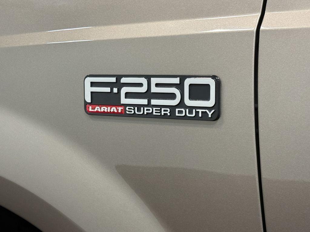 2002 Ford F-250 Super Duty Lariat