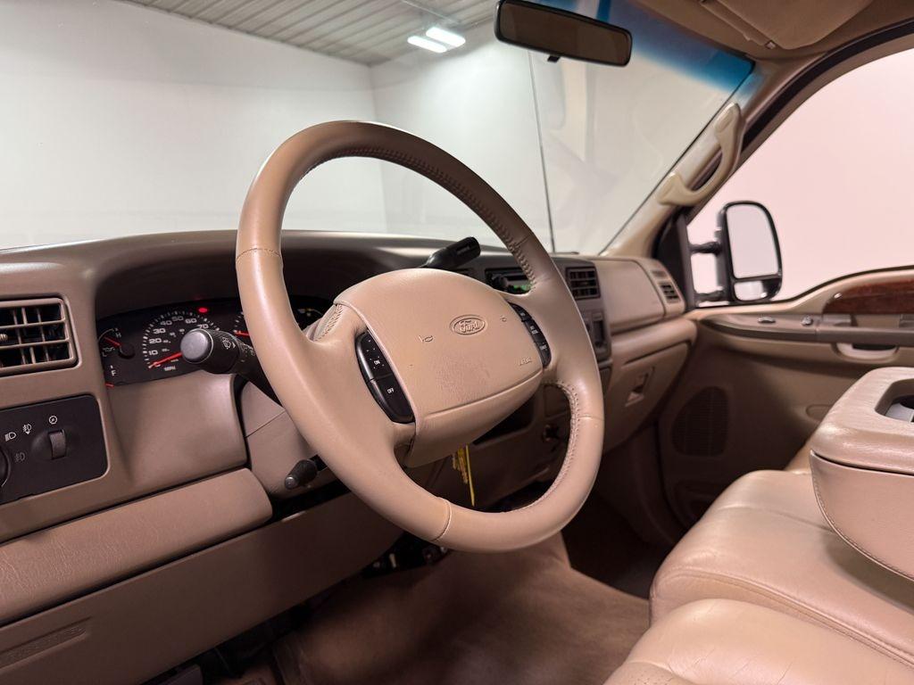 2002 Ford F-250 Super Duty Lariat