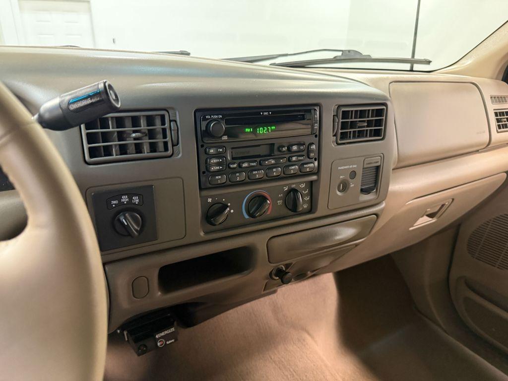 2002 Ford F-250 Super Duty Lariat