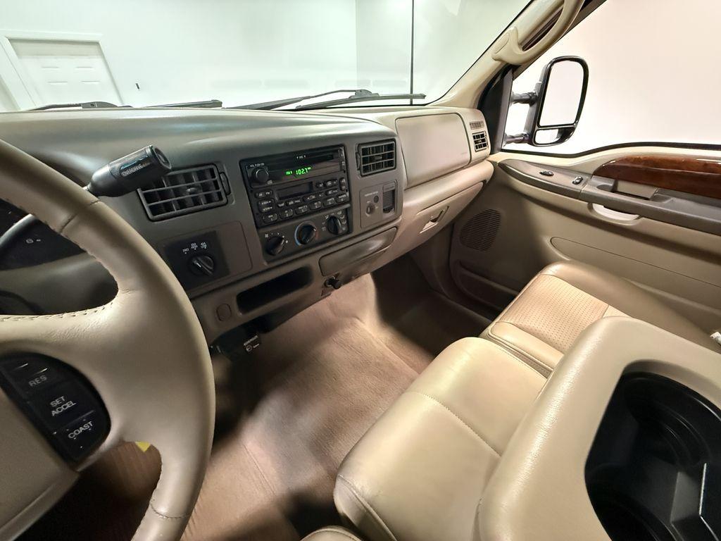 2002 Ford F-250 Super Duty Lariat