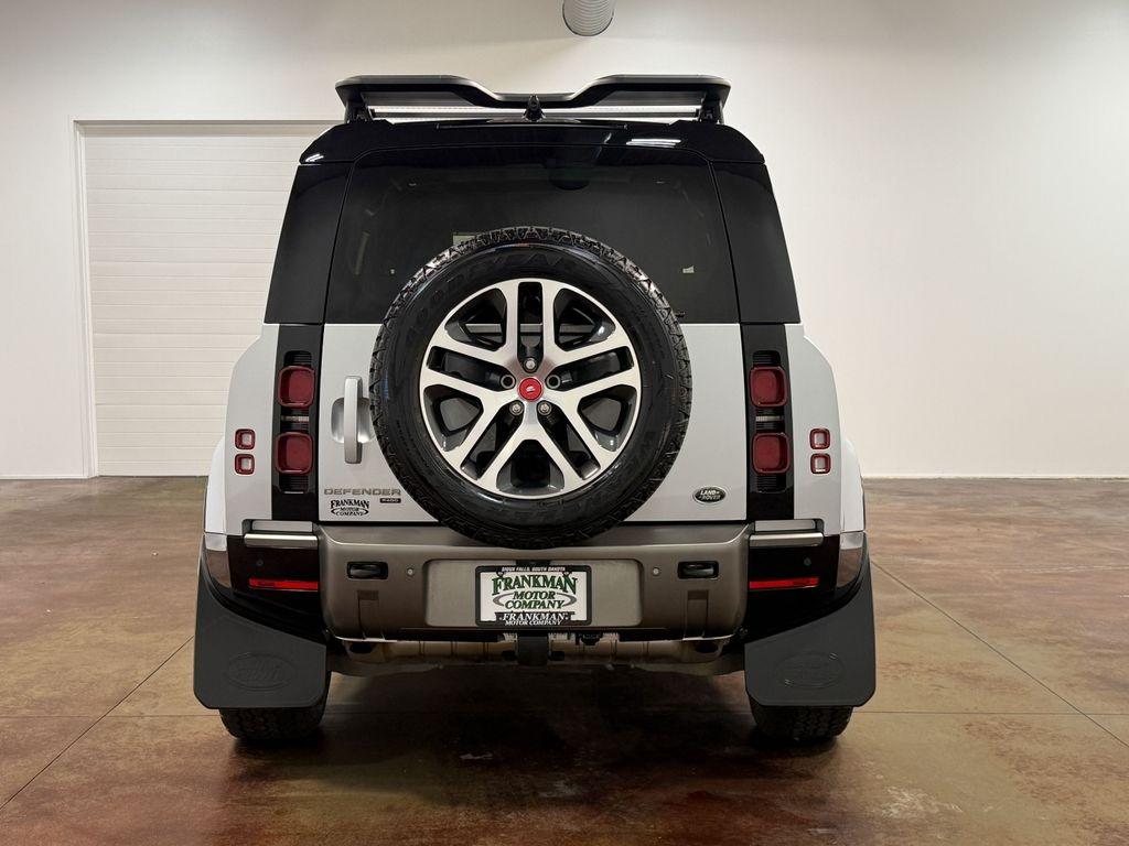 2022 Land Rover Defender 90 X-Dynamic S