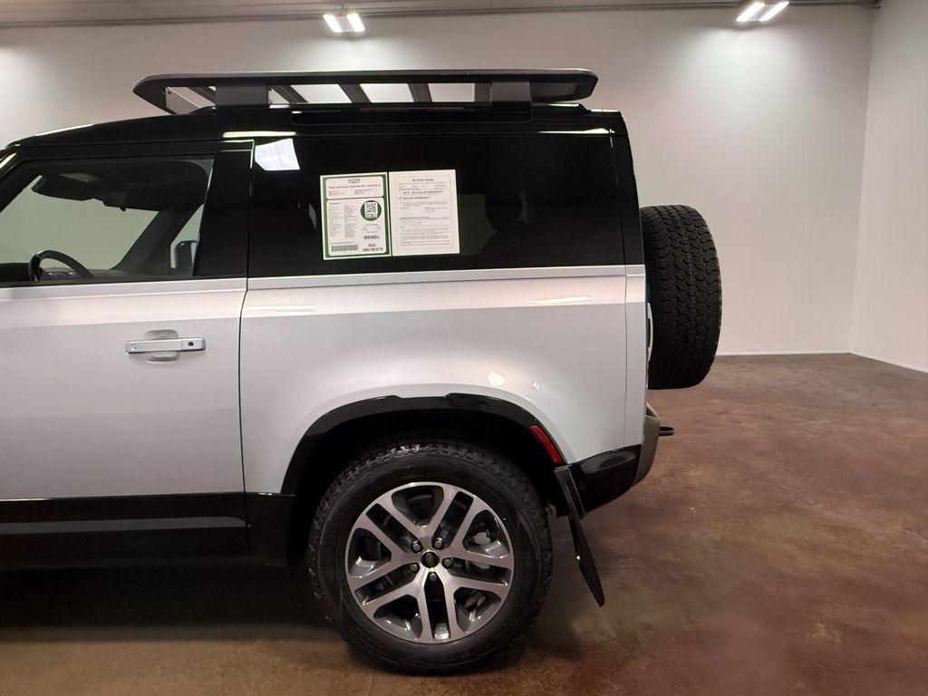 2022 Land Rover Defender 90 X-Dynamic S