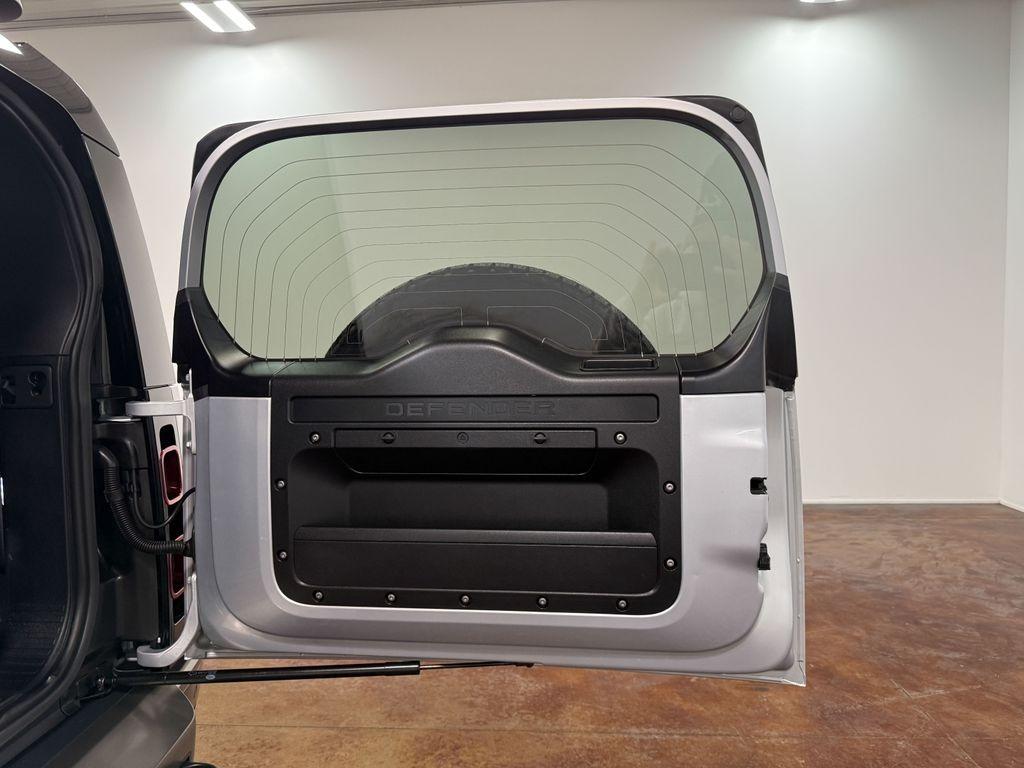 2022 Land Rover Defender 90 X-Dynamic S