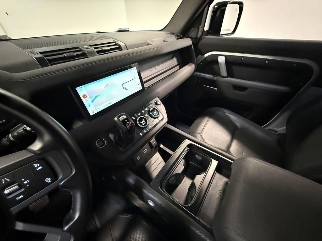 2022 Land Rover Defender 90 X-Dynamic S