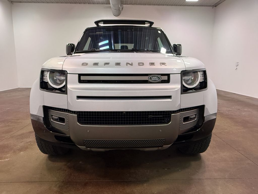 2022 Land Rover Defender 90 X-Dynamic S