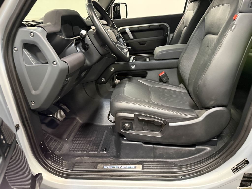 2022 Land Rover Defender 90 X-Dynamic S