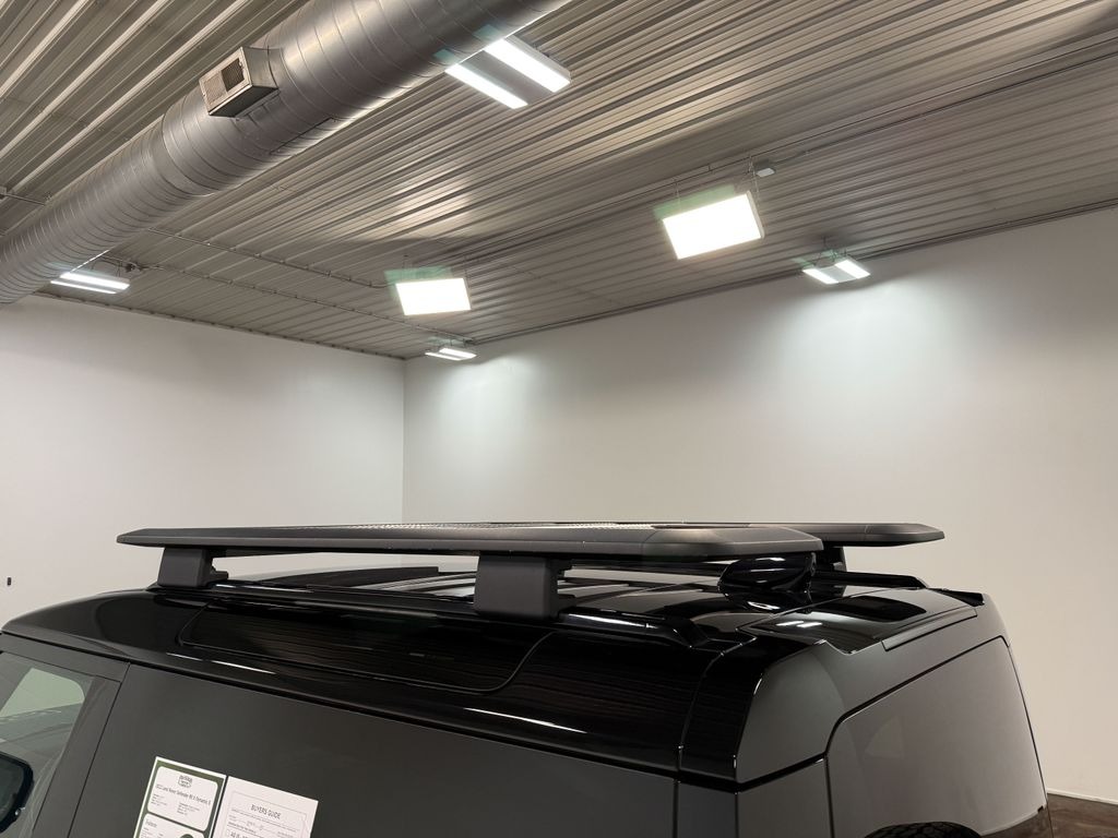 2022 Land Rover Defender 90 X-Dynamic S
