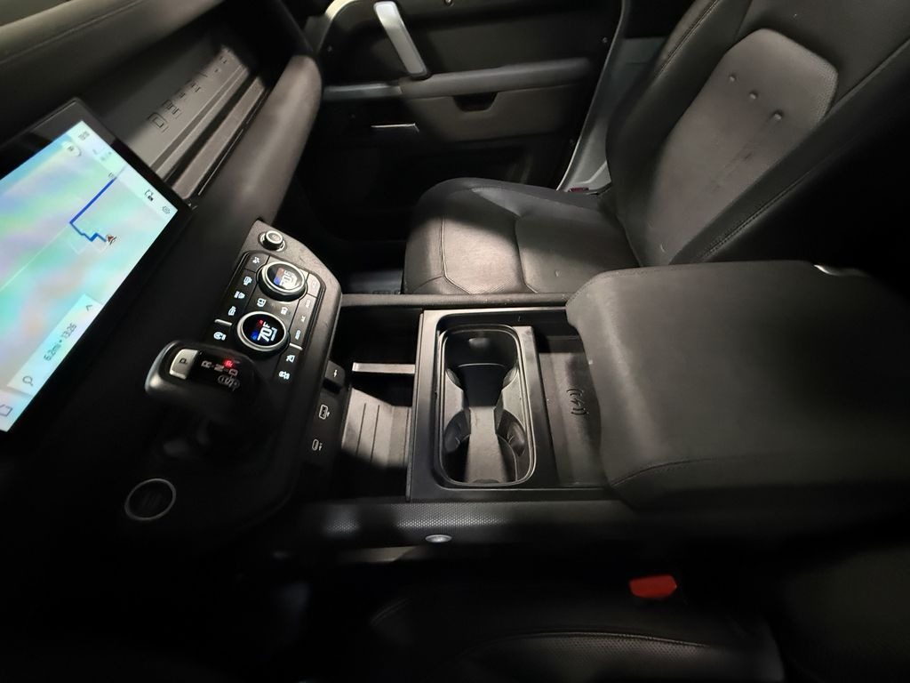 2022 Land Rover Defender 90 X-Dynamic S