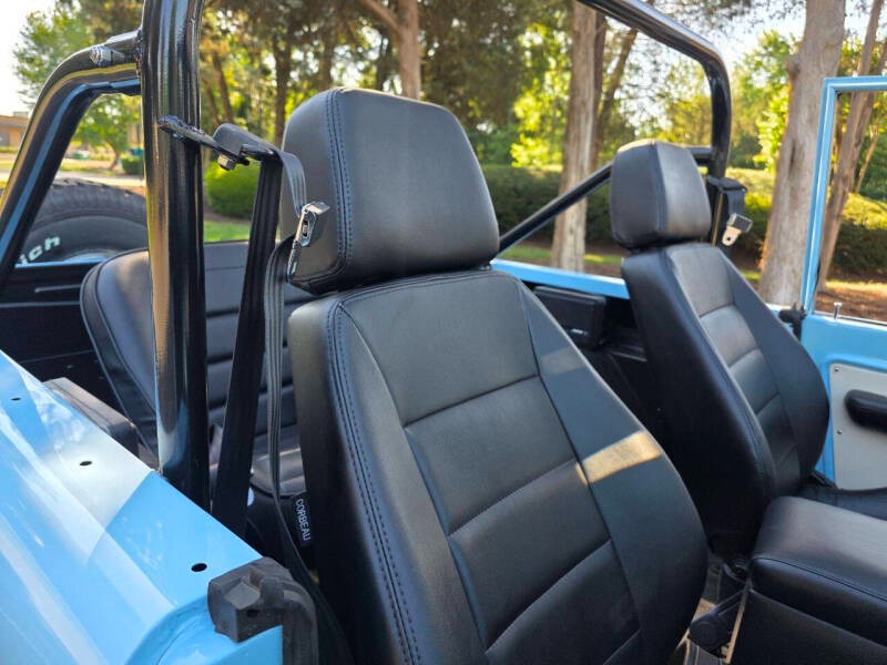 1975 Ford Bronco Corbeau Edition