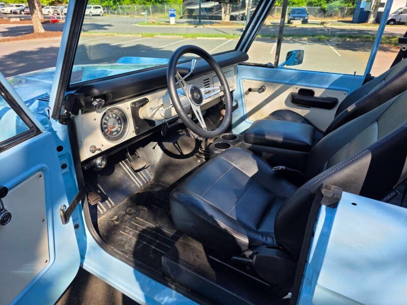 1975 Ford Bronco Corbeau Edition