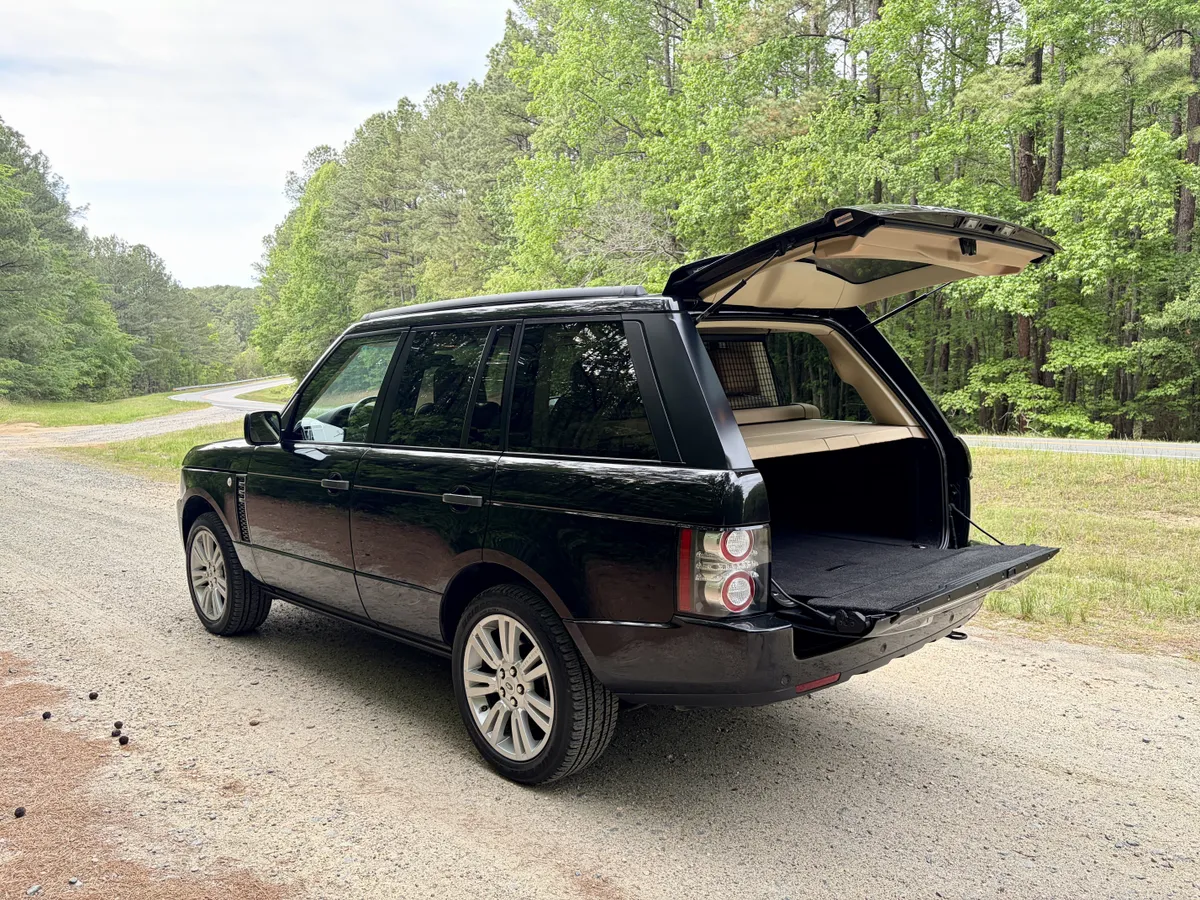 2011 Land Rover Range Rover HSE Luxury