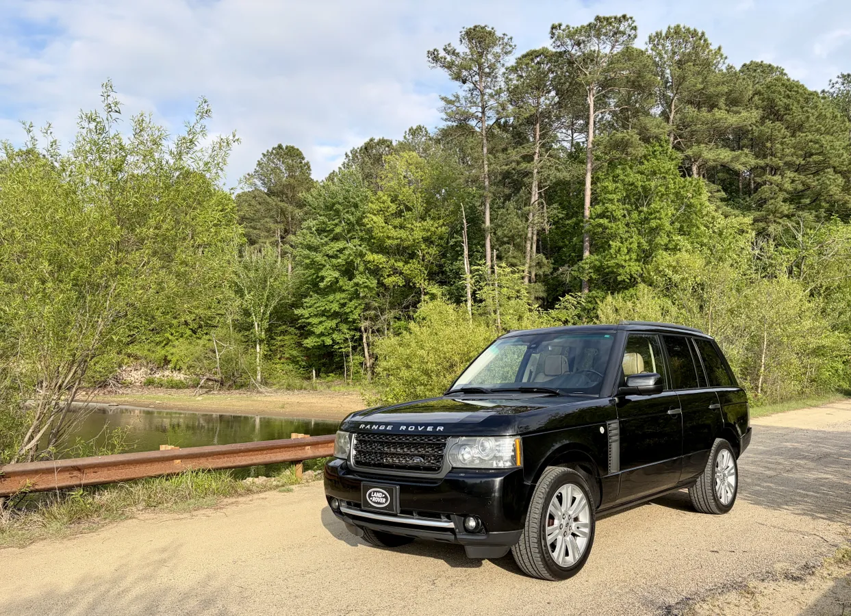 2011 Land Rover Range Rover HSE Luxury