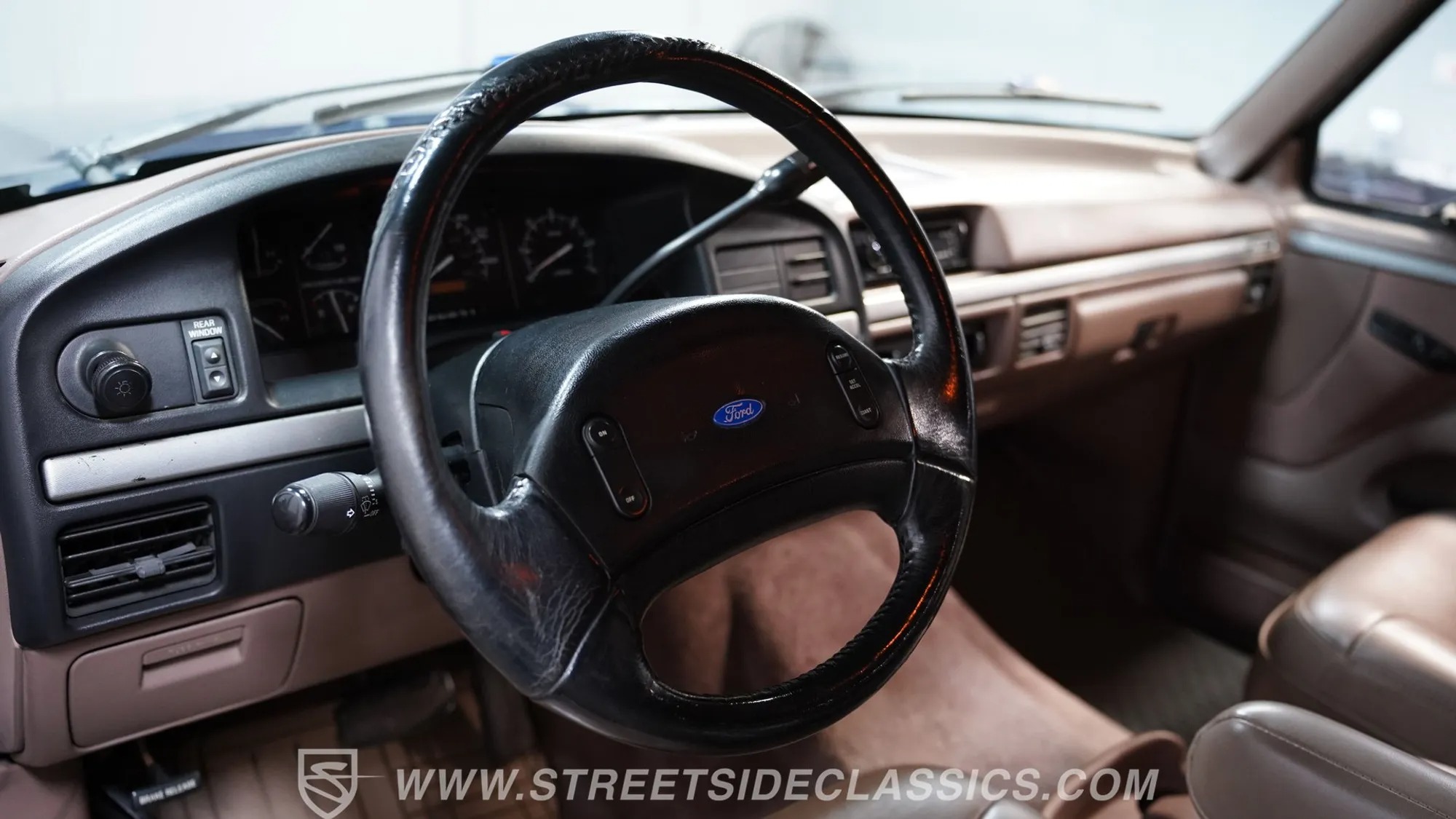 1992 Ford Bronco Eddie Bauer