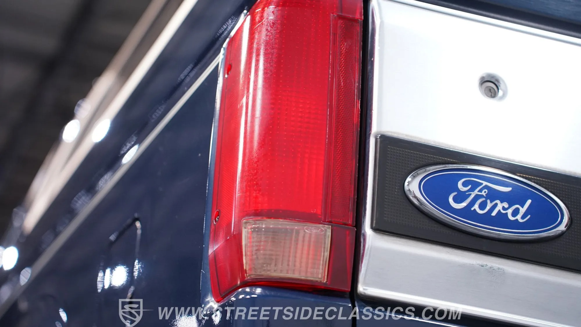1992 Ford Bronco Eddie Bauer