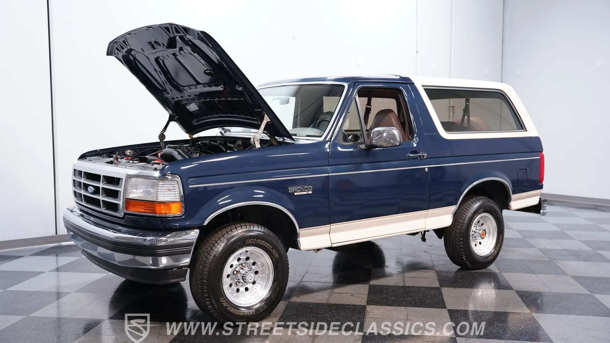 1992 Ford Bronco Eddie Bauer