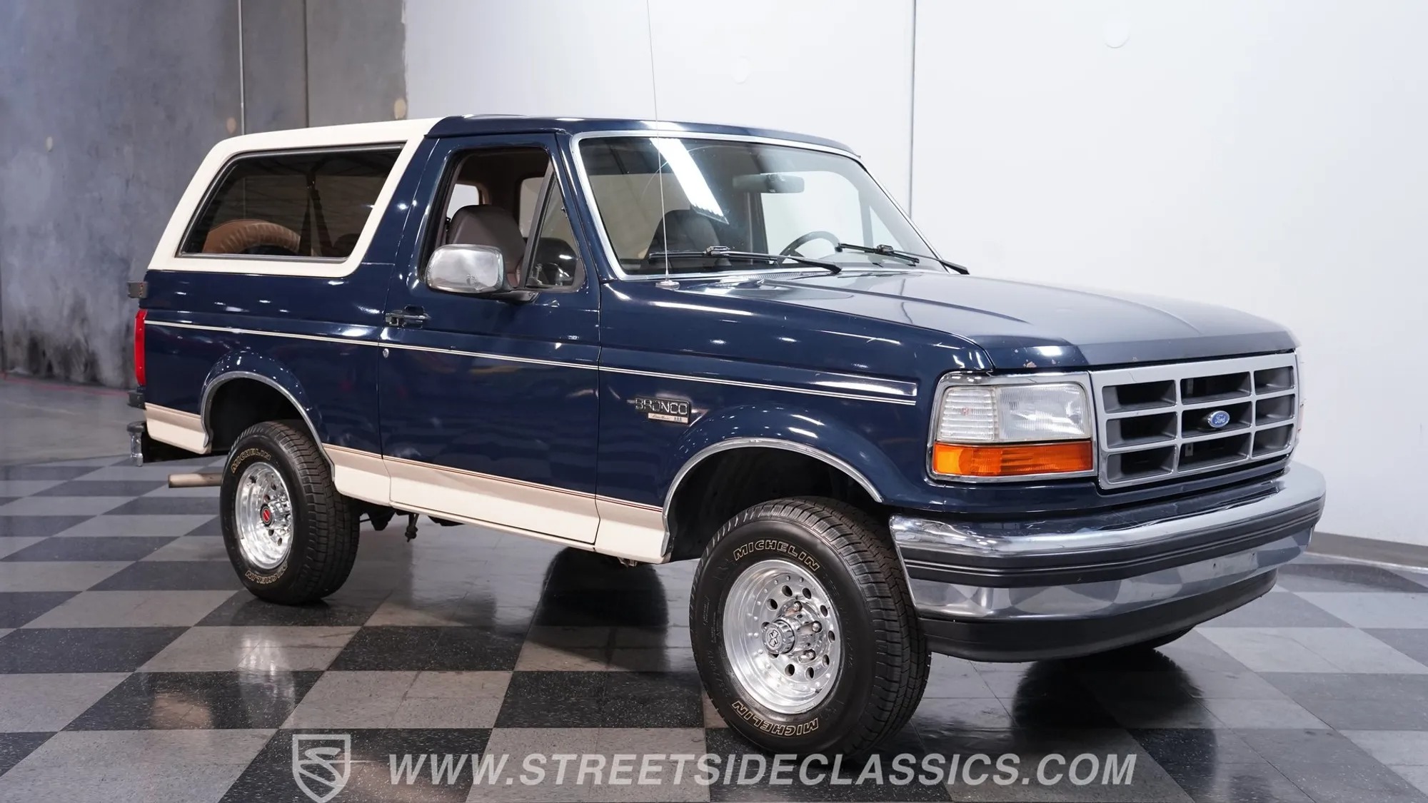 1992 Ford Bronco Eddie Bauer