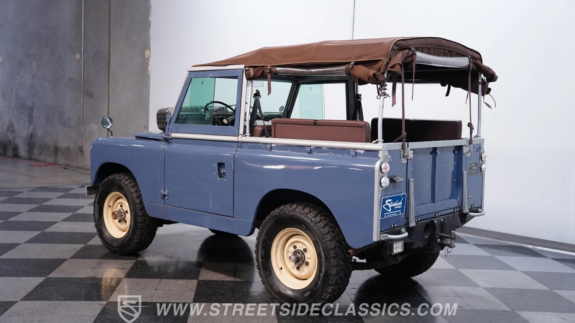 1967 Land Rover Series II Santana - 3