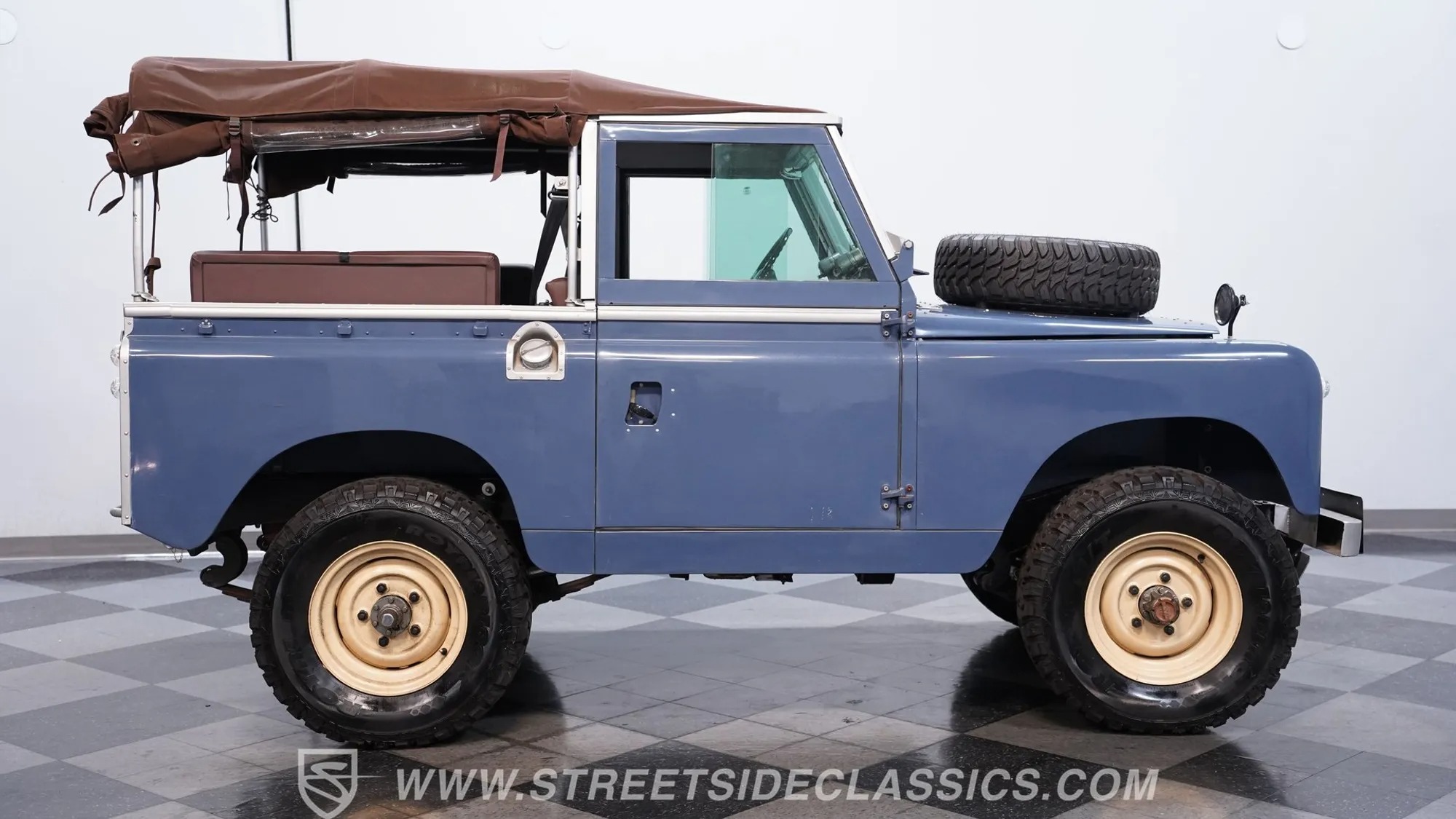 1967 Land Rover Series II Santana
