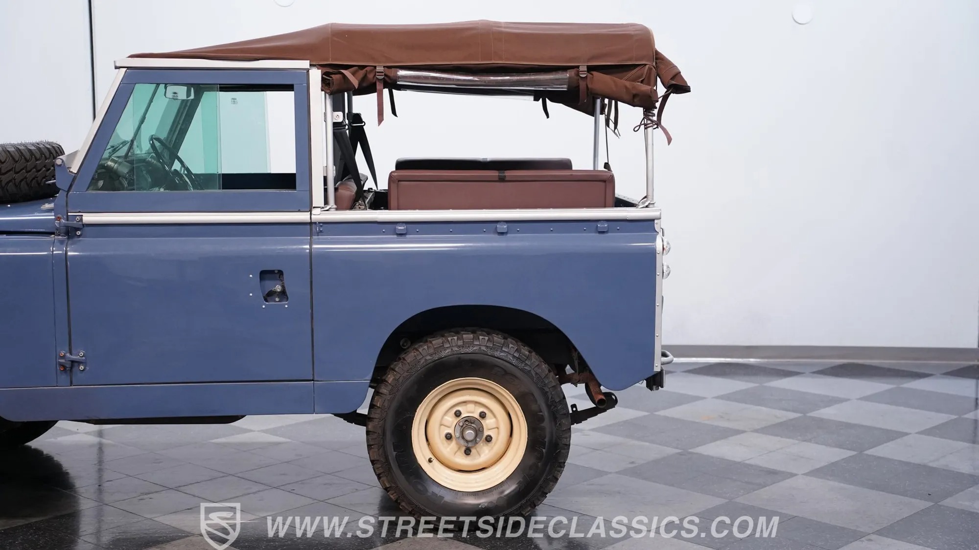 1967 Land Rover Series II Santana