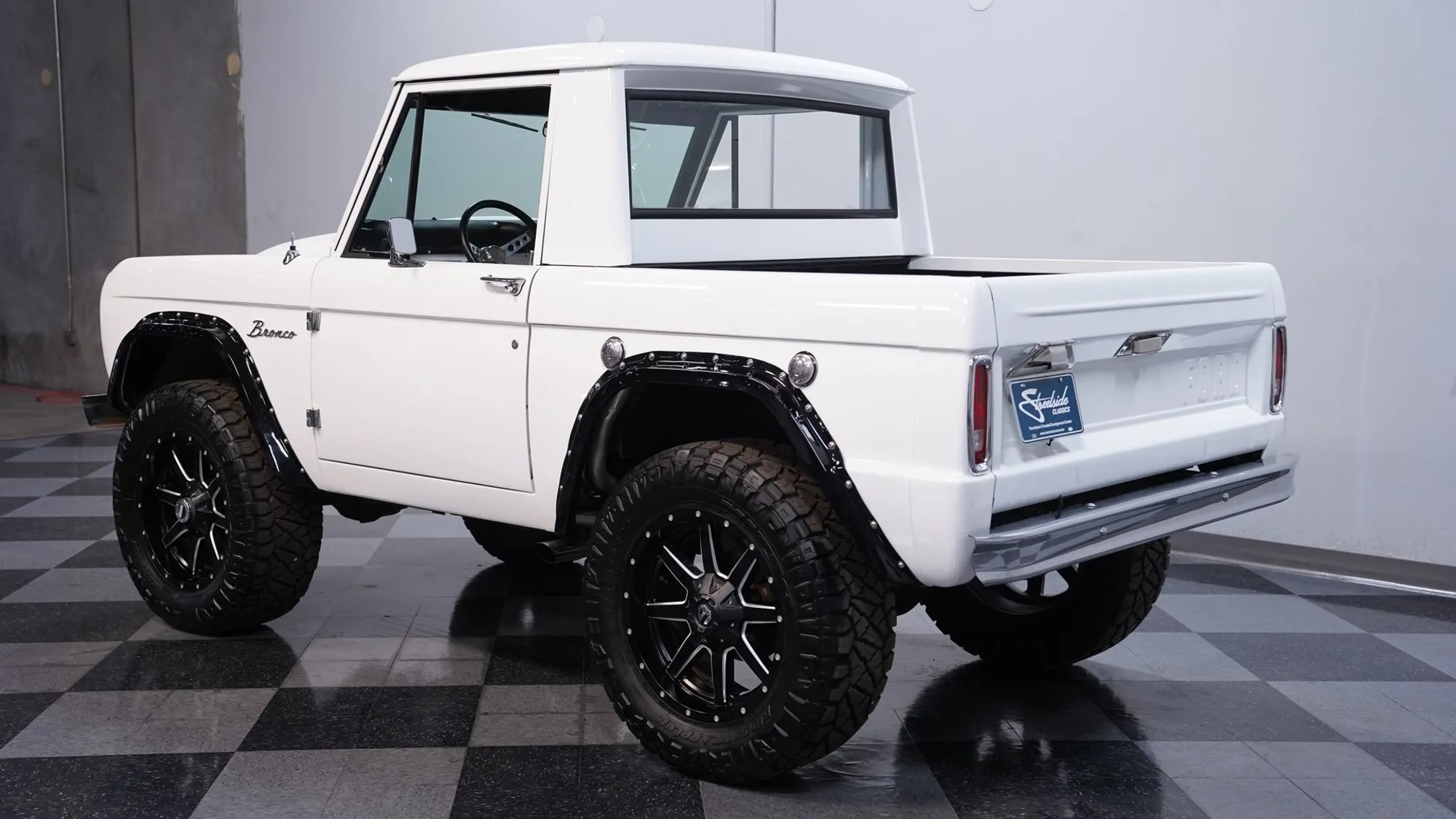 1969 Ford Bronco Half-Cab - 4