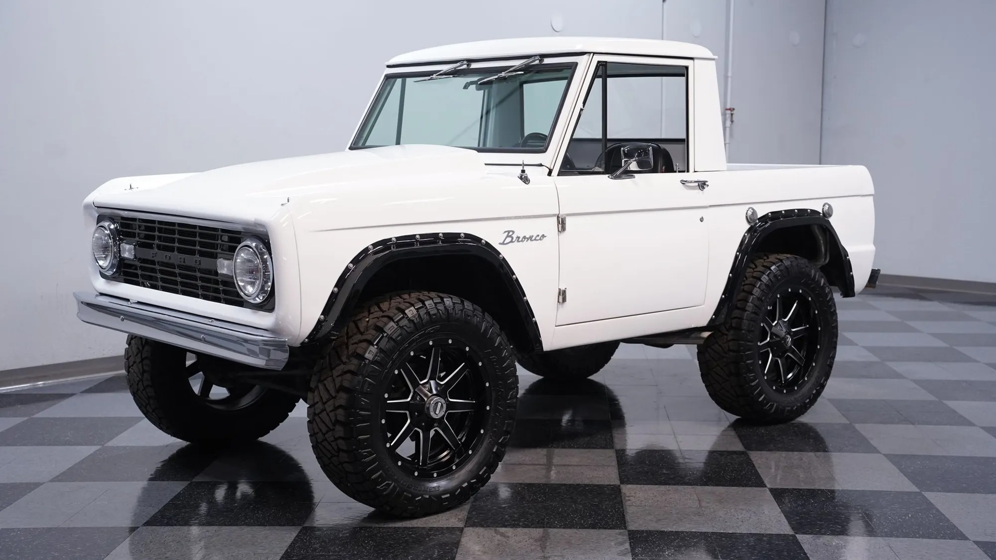 1969 Ford Bronco Half-Cab - 3