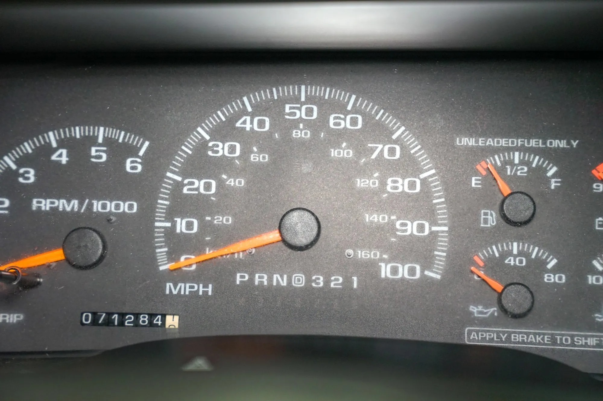1999 Chevrolet Suburban LS
