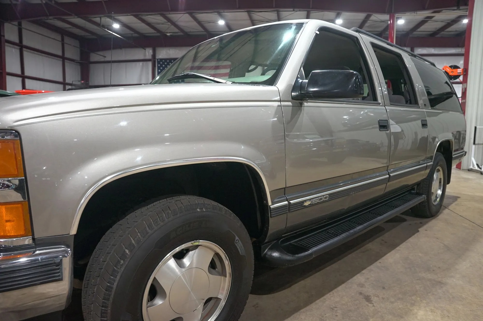 1999 Chevrolet Suburban LS