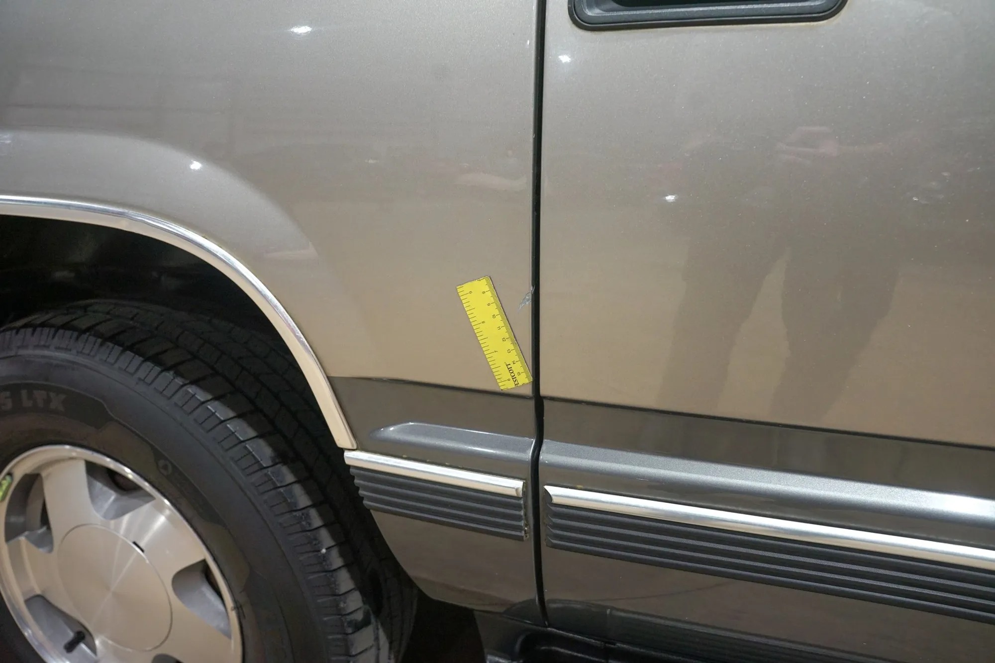 1999 Chevrolet Suburban LS
