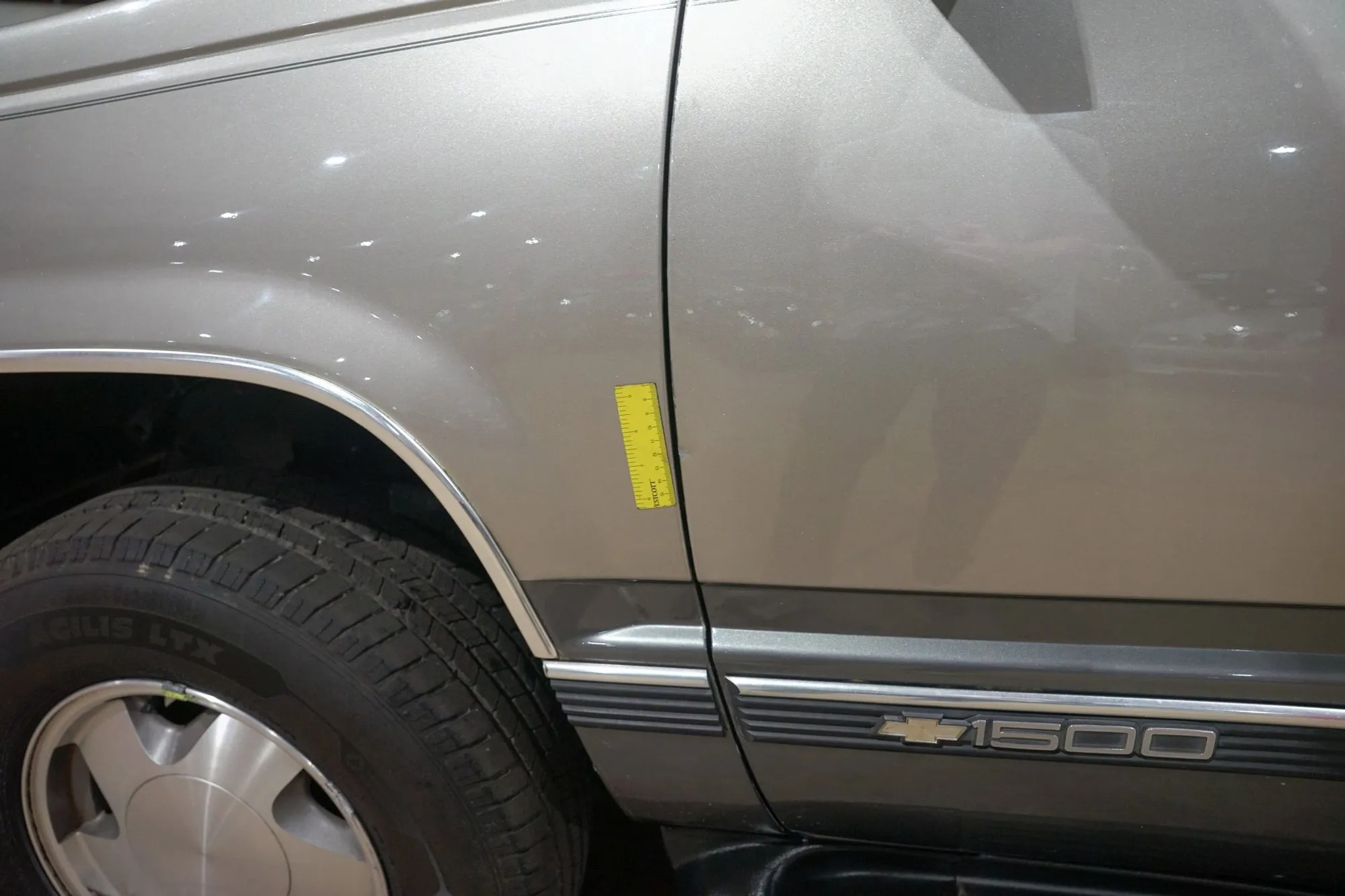 1999 Chevrolet Suburban LS