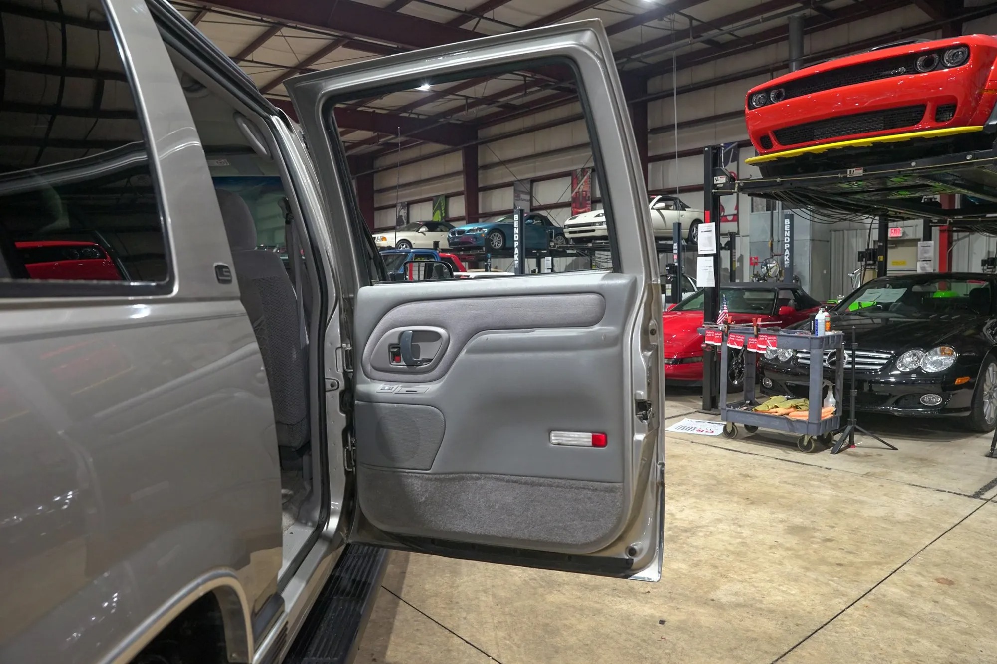 1999 Chevrolet Suburban LS