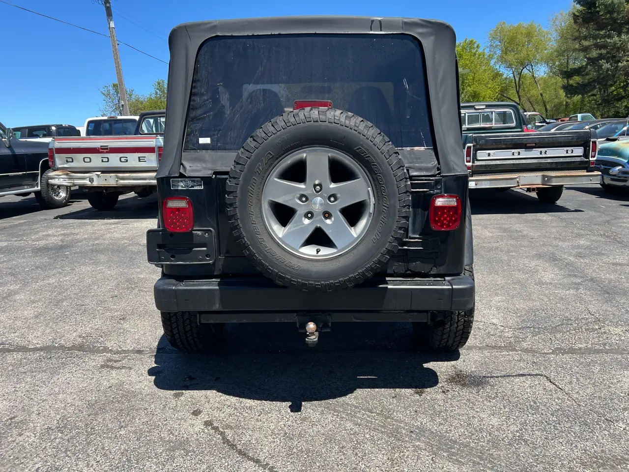 1998 Jeep Wrangler SE - 4