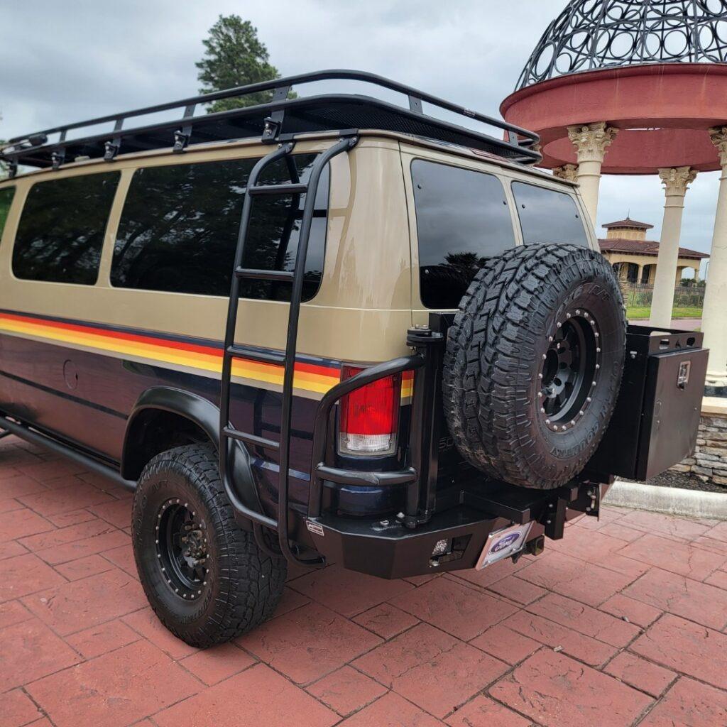 2001 Ford E-350 Overland Van