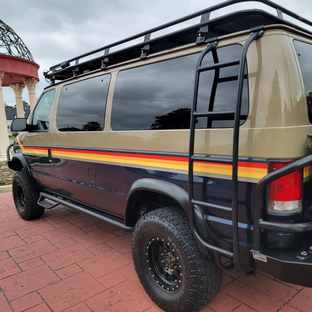 2001 Ford E-350 Overland Van