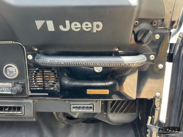 1983 Jeep CJ-7 Laredo