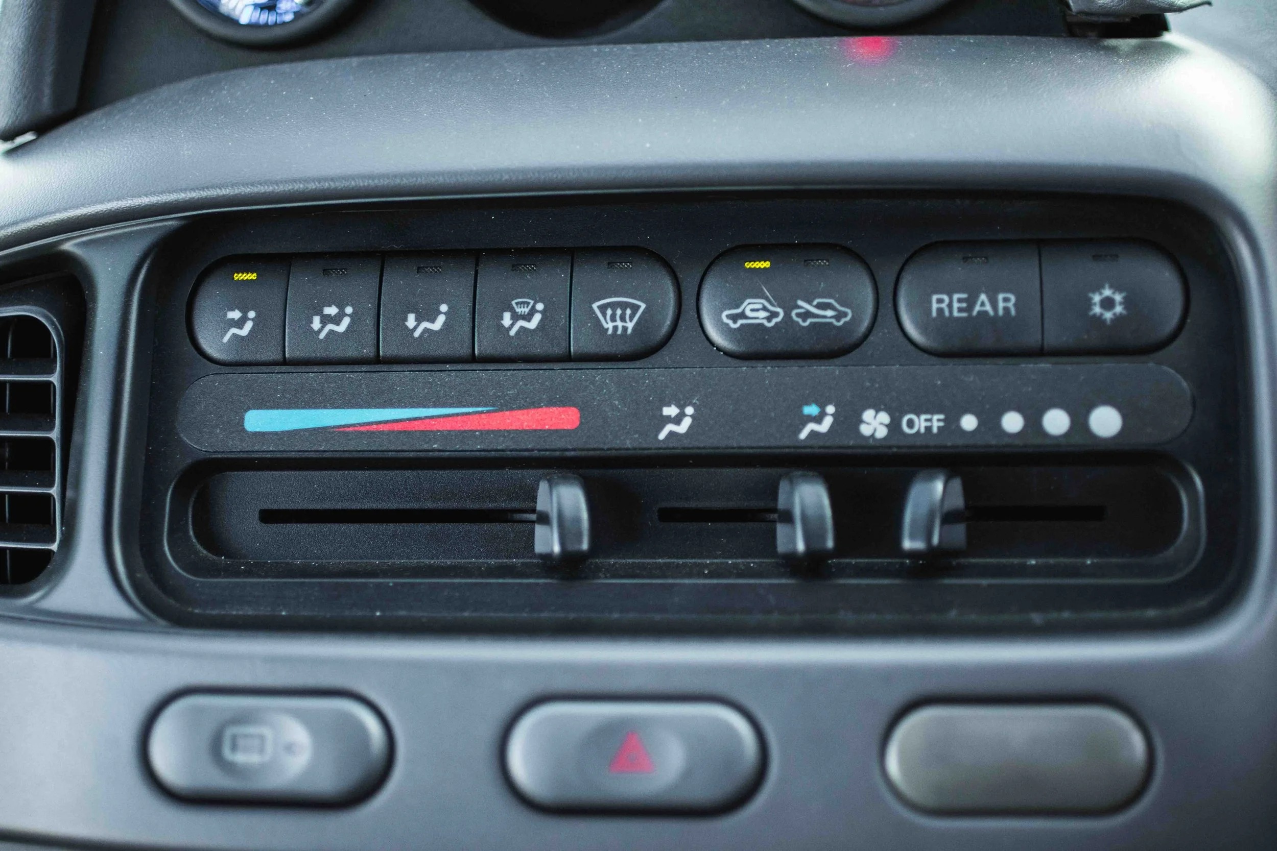 1997 Mitsubishi Delica L400 Jasper