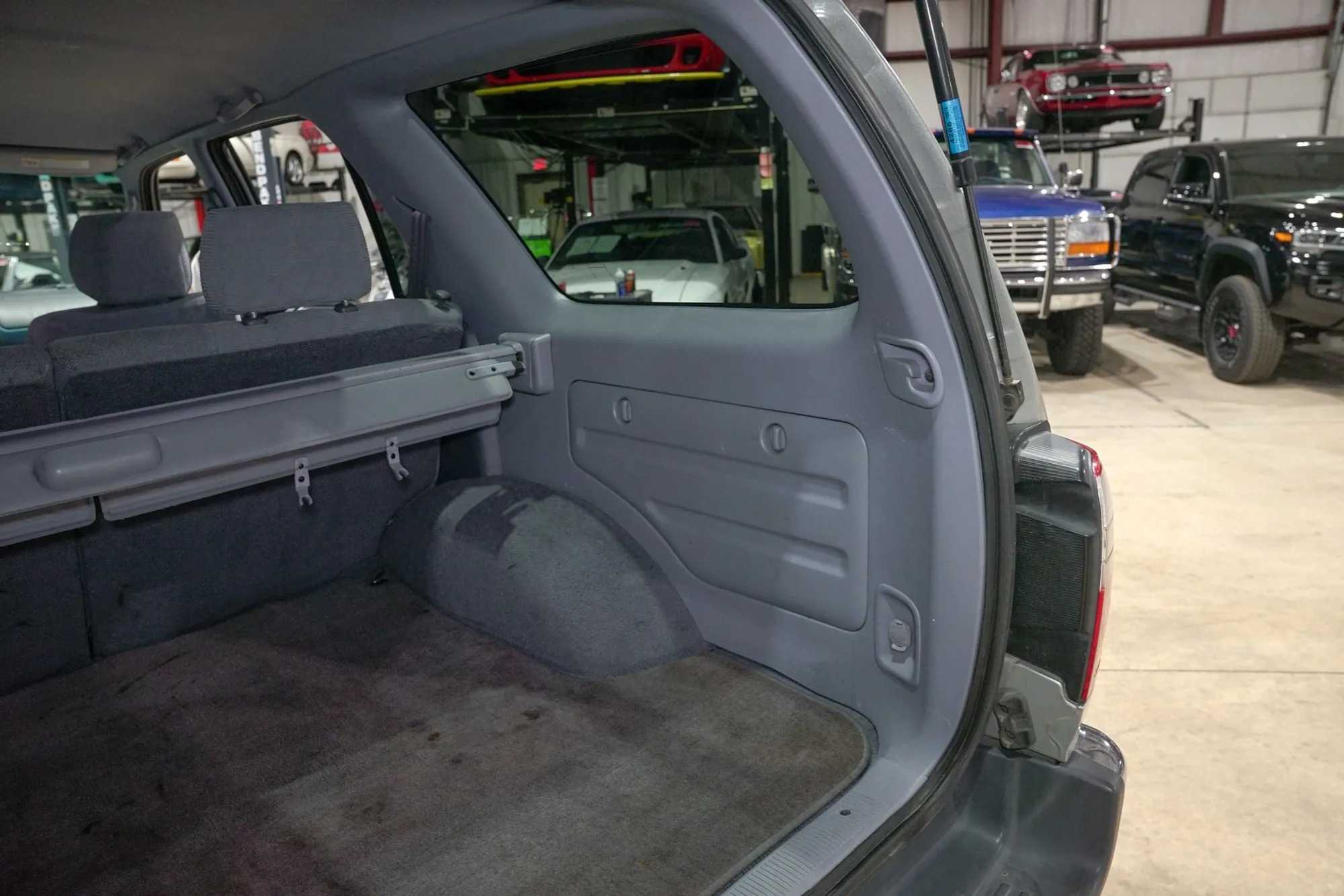 2000 Toyota 4Runner SR5