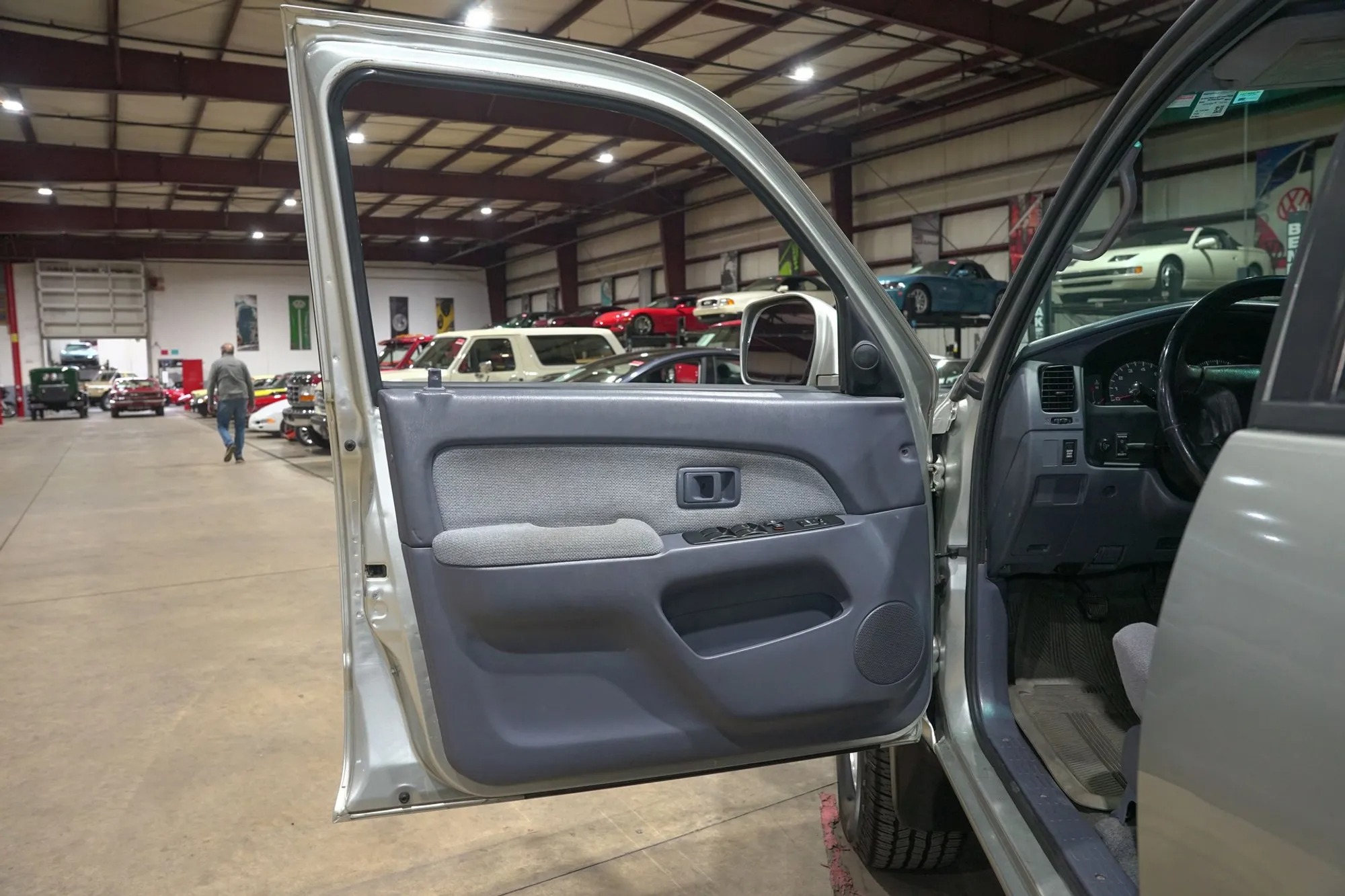2000 Toyota 4Runner SR5
