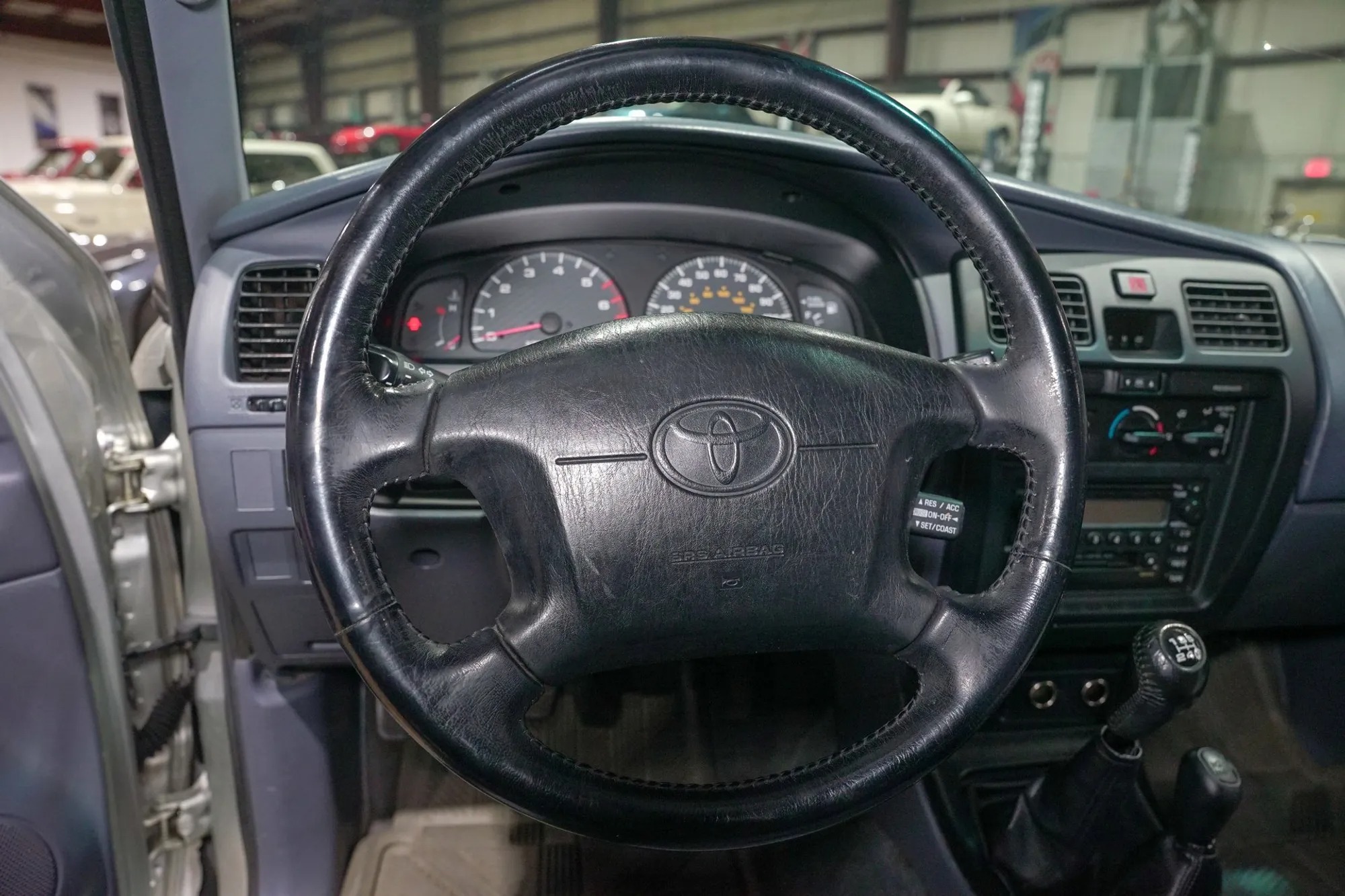 2000 Toyota 4Runner SR5